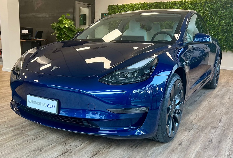 biGREEN Tesla Model 3 Performance AWD - Autopilot, Cerchi Uberturbine da 20'', Interni Premium